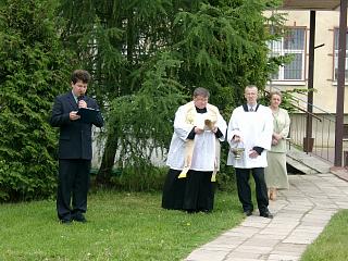 uroczysto rozpoczyna penicy honory gospodarza dyrektor Krzysztof Wiszniewski